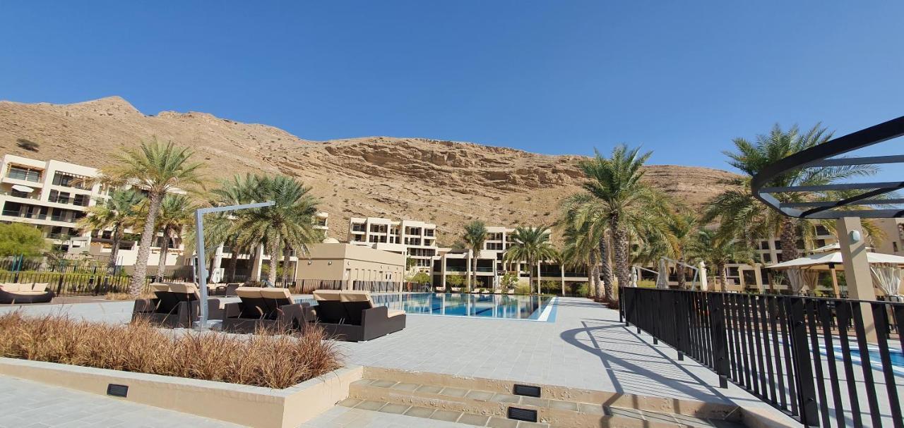 One 2Bhk Elegant Apartment In Muscat Bay 03 Экстерьер фото