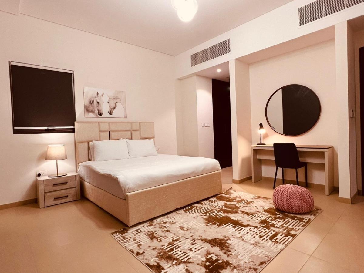 One 2Bhk Elegant Apartment In Muscat Bay 03 Экстерьер фото